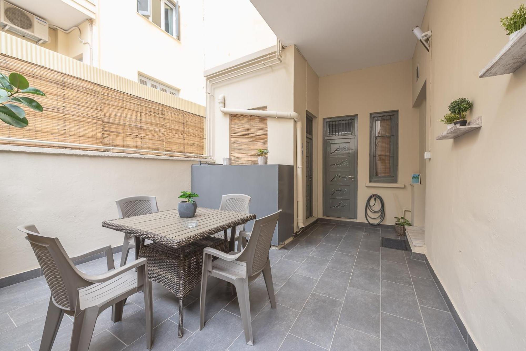 Апартаменты Peaceful And Comfy 2Ba In Athens Heart Экстерьер фото